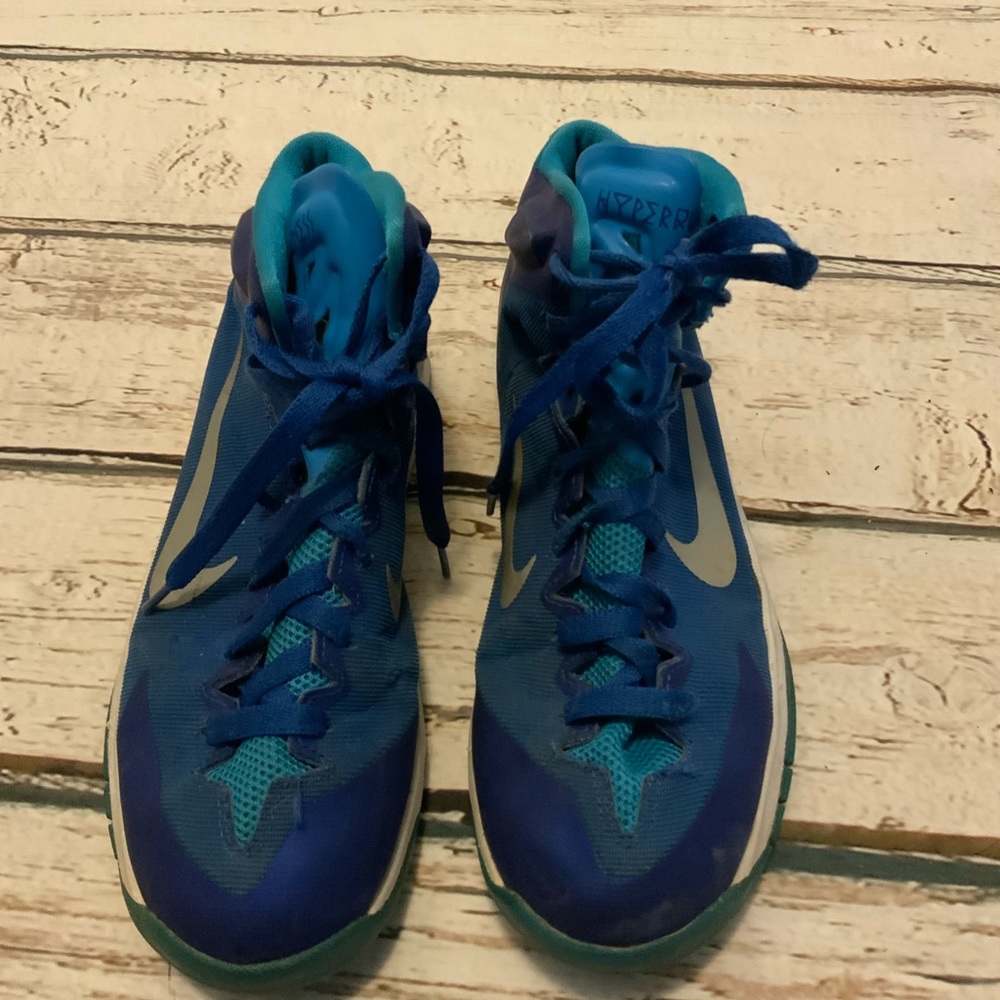 Nike Hyperquickness Basketball Shoes - 6.5 youth‎